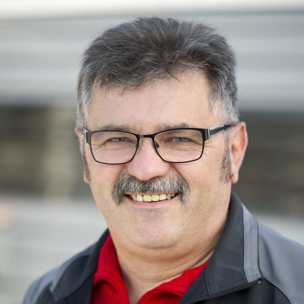 Ersatzteillager Mitarbeiter Hammelburg